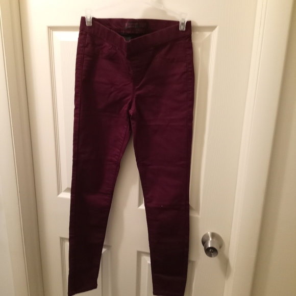 X - Picture 13 of 15